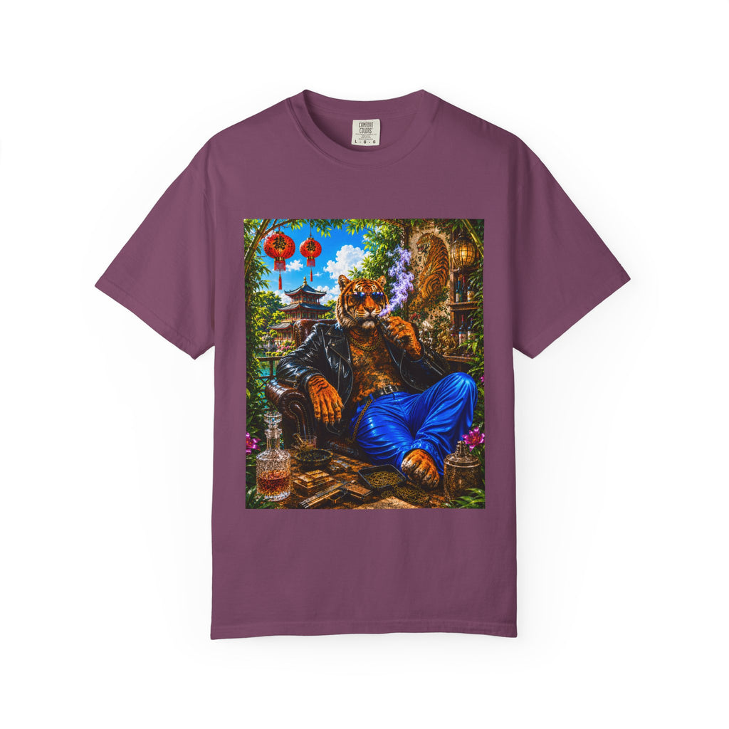 Tiger Lounge Graphic T-Shirt — Relaxed Retro Tiger Smoking Design
