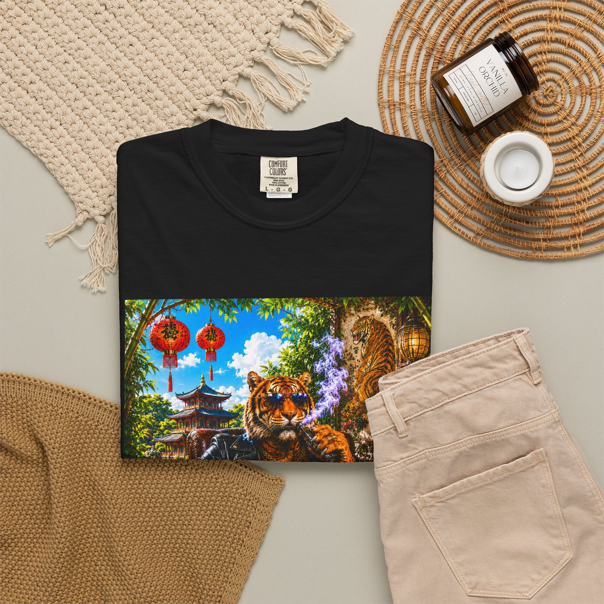 Tiger Lounge Graphic T-Shirt — Relaxed Retro Tiger Smoking Design