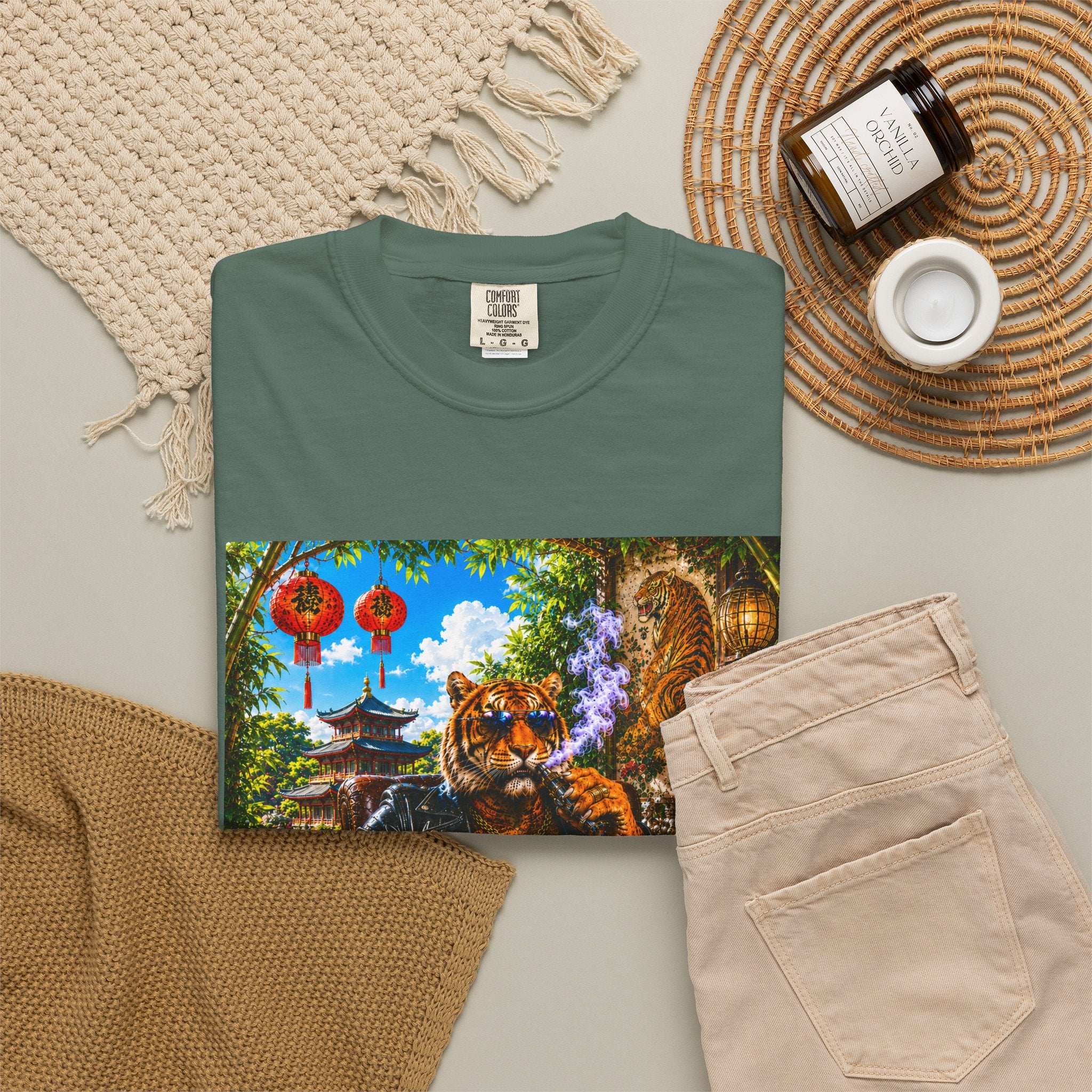 Tiger Lounge Graphic T-Shirt — Relaxed Retro Tiger Smoking Design